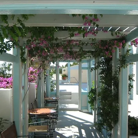 Aparthotel Anneta 2*