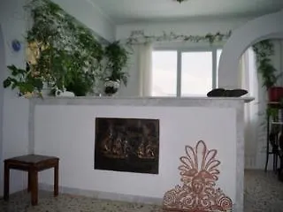 Anneta 2* Kamari (Santorini)