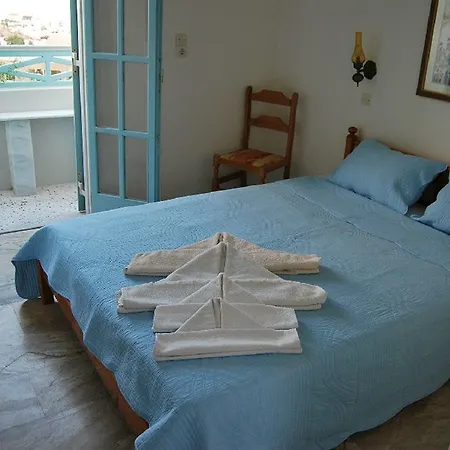 Anneta Aparthotel Kamari (Santorini)
