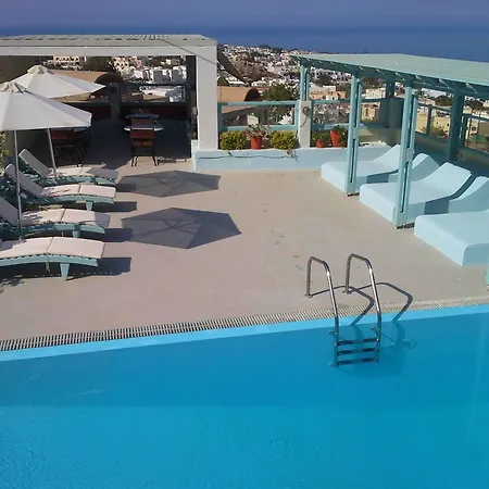 Anneta Kamari (Santorini)